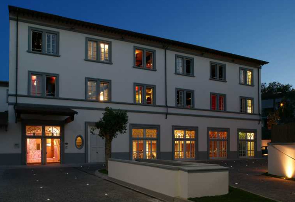 Hotel Unahotels Vittoria 4*